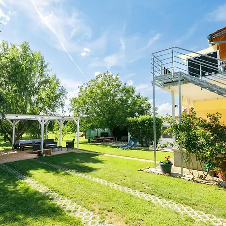 Meretei Porta By Interhome Apartman Balatonkeresztúr